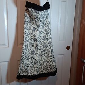 White House Black Market Black and White Strapless Dress